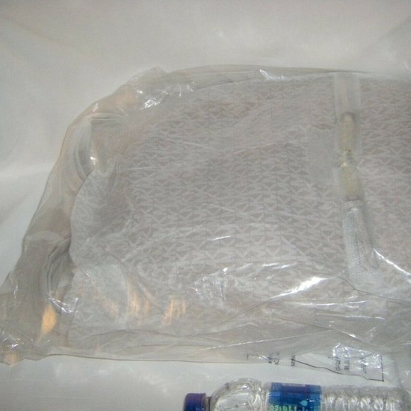 Michael-Kors Rhea Zip Medium Pink Leather Backpack NEW SEALED - Picture 12 of 13